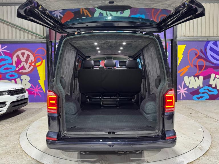 2018 Volkswagen Transporter 2.0 BiTDI BMT 204 Highline Kombi Van 4MOTION DSG Crew Van Diesel Auto...