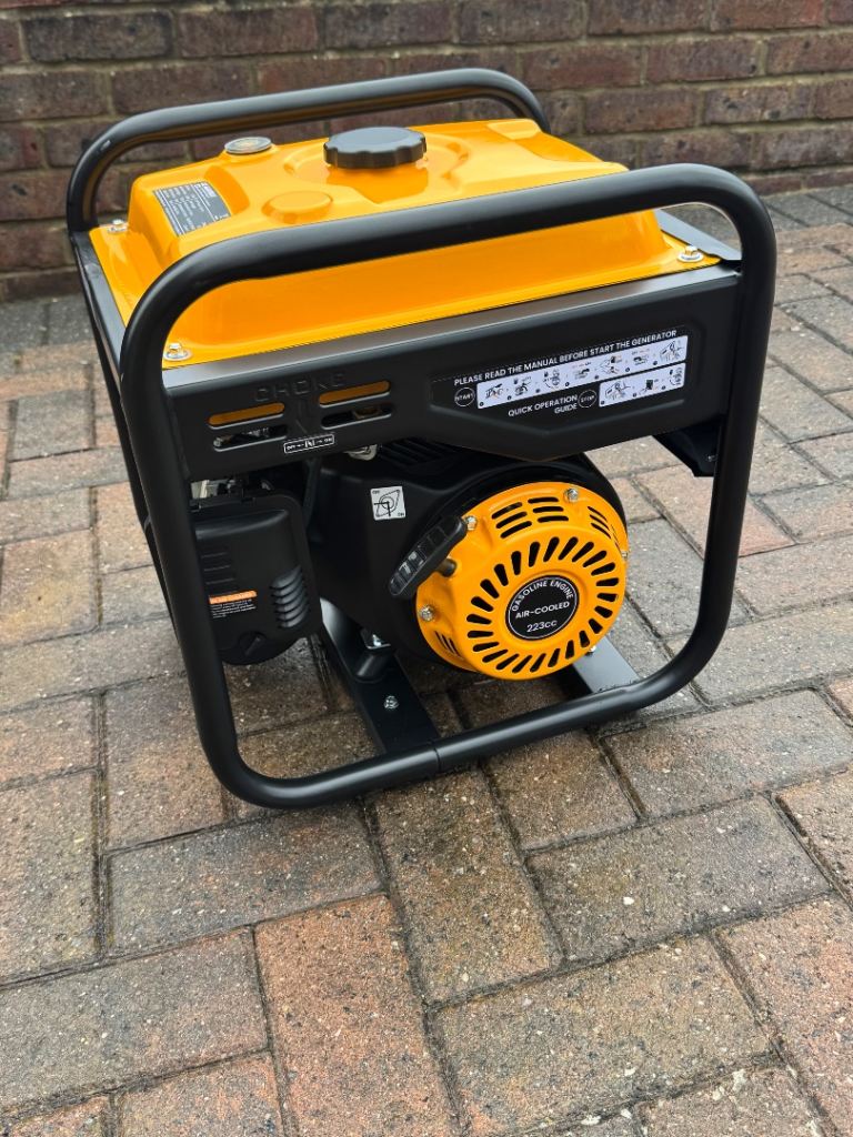 Petrol Generator Portable Inverter 3.5KW Quiet for Camping Home Power 4 Stroke
