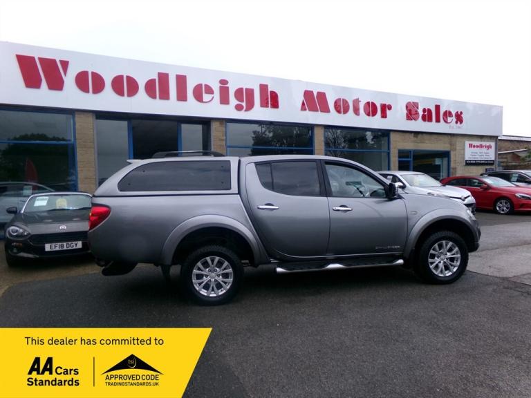 2015 Mitsubishi L200 Double Cab DI-D Challenger 4WD PICK UP DIESEL Manual
