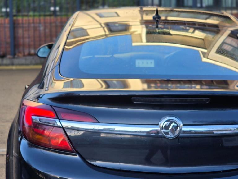 2013 Vauxhall Insignia 2.0 CDTi ecoFLEX Design Nav 5dr [Start Stop] HATCHBACK DIESEL Manual