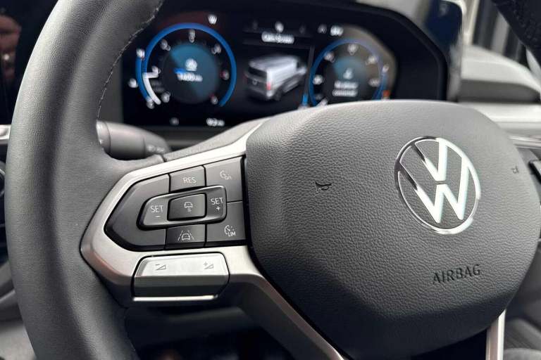 2025 Volkswagen Transporter 2.0 TDI 110 Commerce Pro Van-2 Seats Van DIESEL Manual