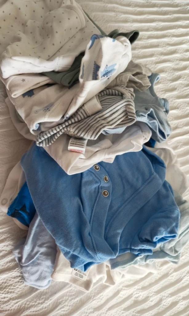 Baby grows and vests 