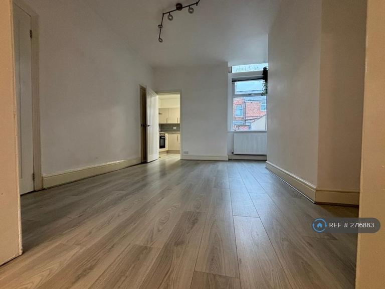 3 bedroom house in Taylors Road, Stretford, Manchester, M32 (3 bed) (#2716883)