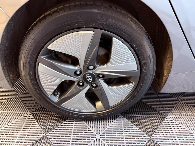 2019 Hyundai IONIQ 1.6 h-GDi 1st Edition DCT Euro 6 (s/s) 5dr HATCHBACK Petrol/Electric Hybrid Au...