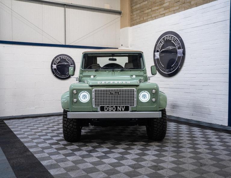 1990 Land Rover Defender 90 2.5 TD5 Pickup 2dr Diesel Manual (120 bhp) Diesel