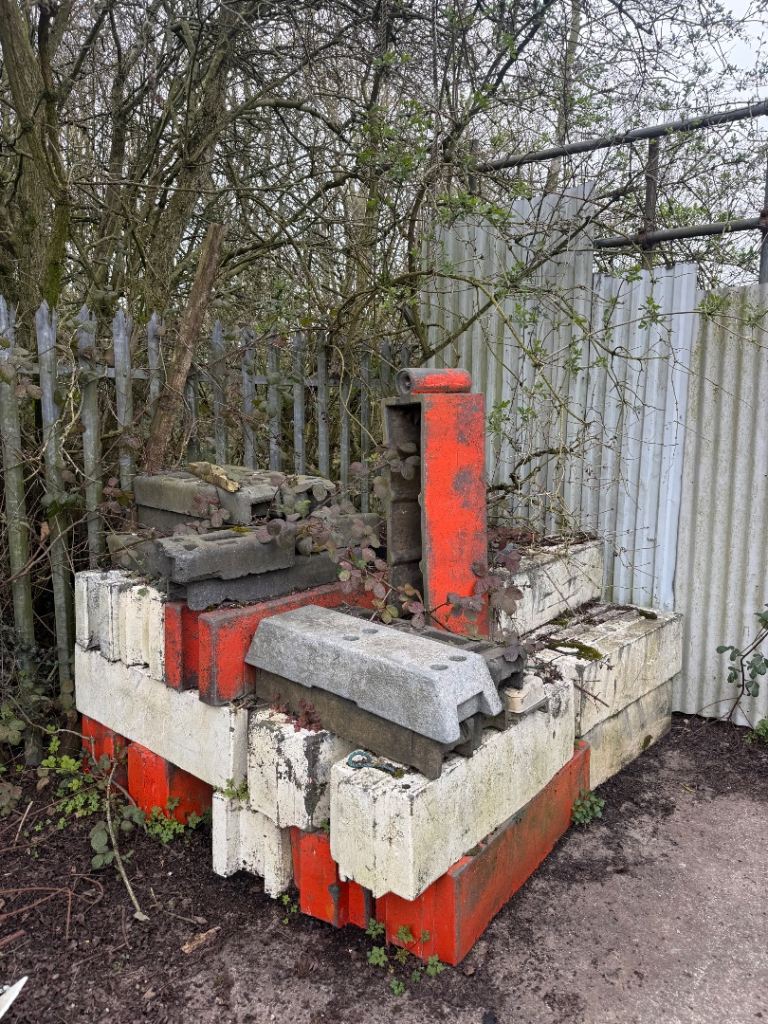 Free Interlocking Heavy Duty Road Safety Barriers - COLLECTION ONLY 