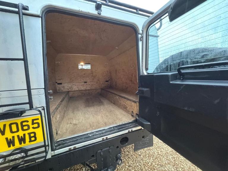 2015 Land Rover Defender Hard Top TDCi [2.2] PANEL VAN Diesel Manual