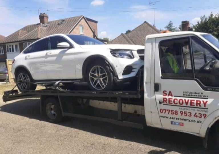 CHEAP CAR BREAKDOWN RECOVERY EDGWARE.TOWING SERVICE M1 MOTORWAY CAR RECOVERY A41 M25