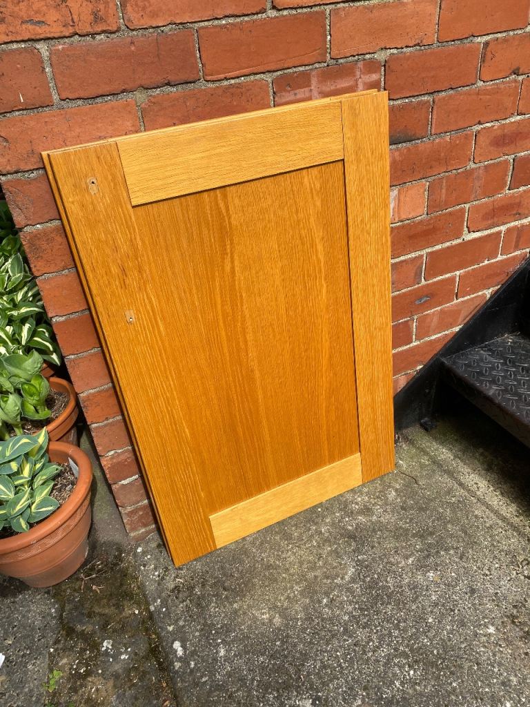 2X Solid Oak Wooden Shaker Kitchen Doors