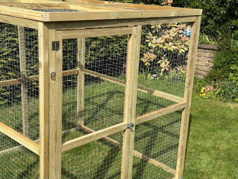 4ft multi-use cage/run for small birds/animals