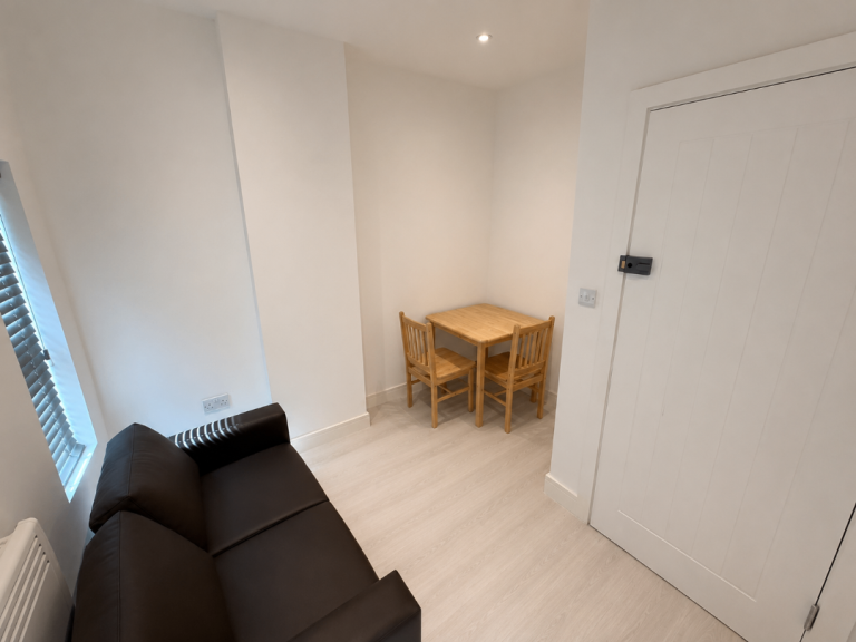 BENEFITS ACCEPTED - Studio Flat Available in Catford Lewisham SE6