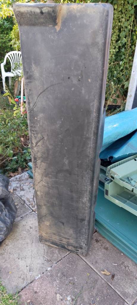 Renault Traffic camper water tank.