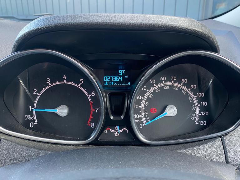 FORD ECOSPORT 1.0T EcoBoost Titanium SUV 5dr, New Wetbelt, Very Low Miles