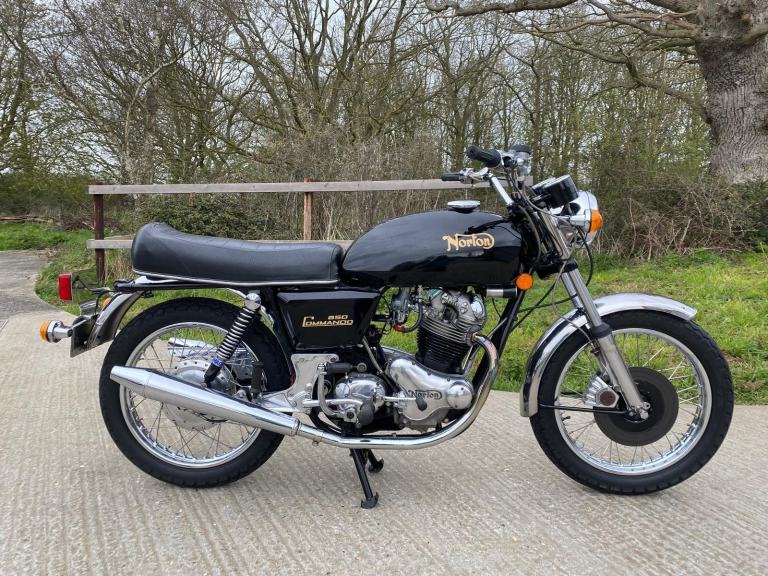 NORTON COMMANDO 850, 1974, 18530 MILES, 3 OWNERS FROM NEW, MATCHING NUMBERS