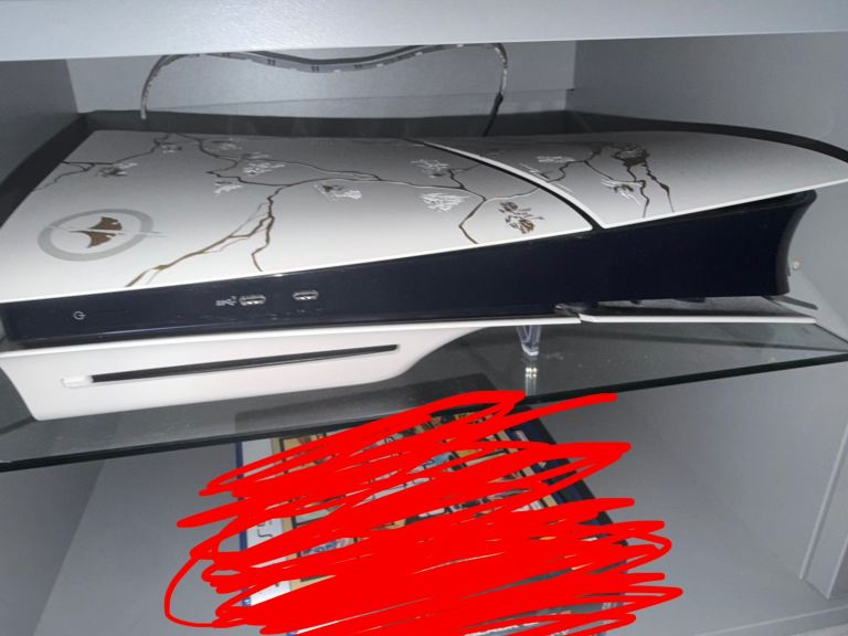 PS5 Slim *ghost of yotei edition*