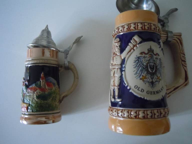 2 CERAMIC BEER STEINS TANKARD FOR OCTOBERFEST 