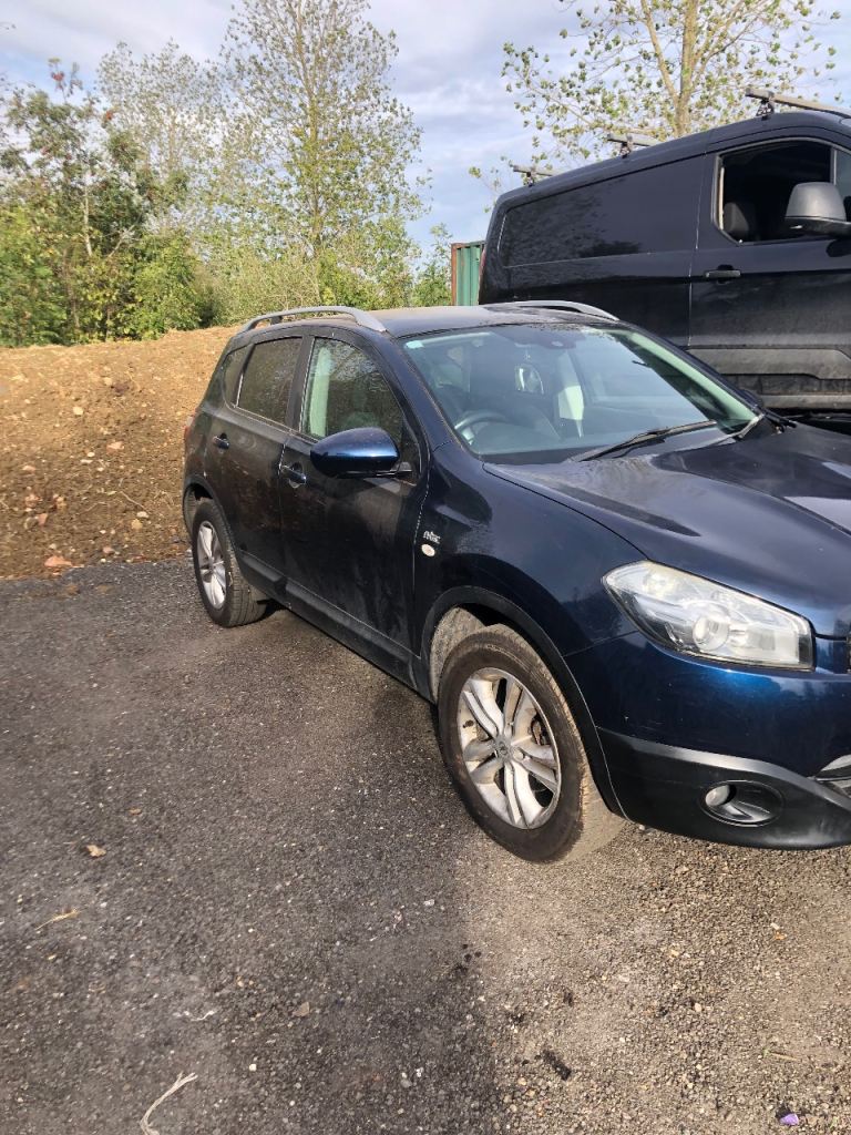 Nissan qashqai breaking for parts