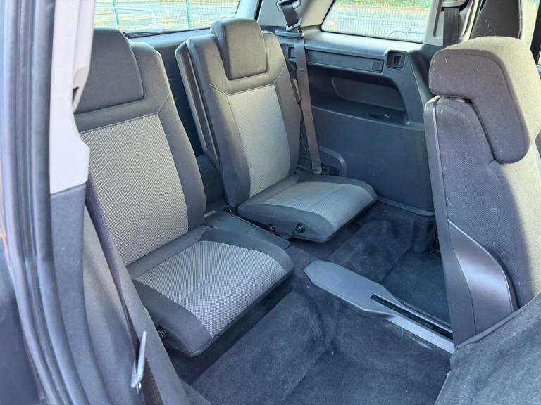 Vauxhall, ZAFIRA, MPV, 2012, Manual, 1686 (cc), 5 doors