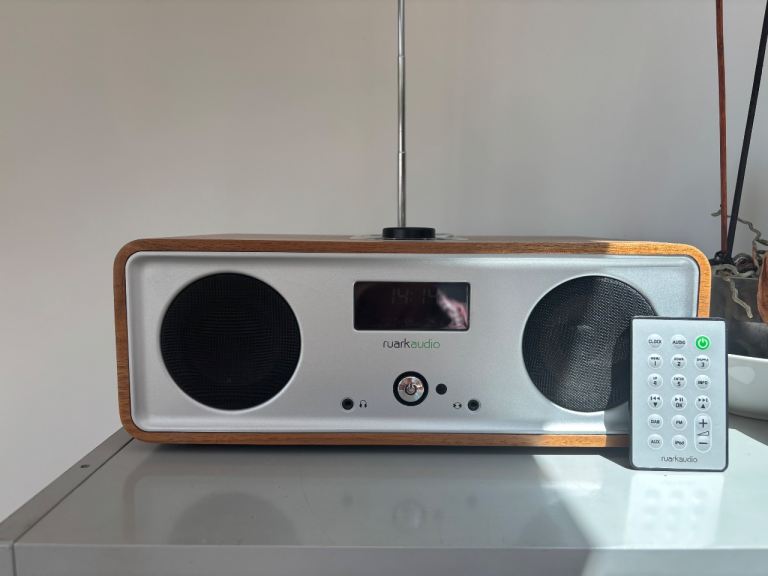 Ruark Audio R2i Tabletop Stereo 