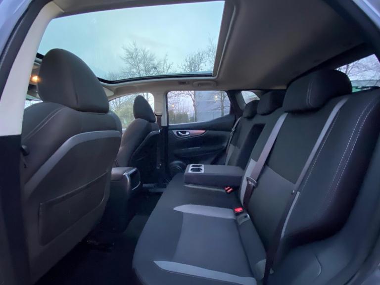 2018 Nissan Qashqai 1.2 DiG-T N-Connecta 5dr HATCHBACK PETROL Manual