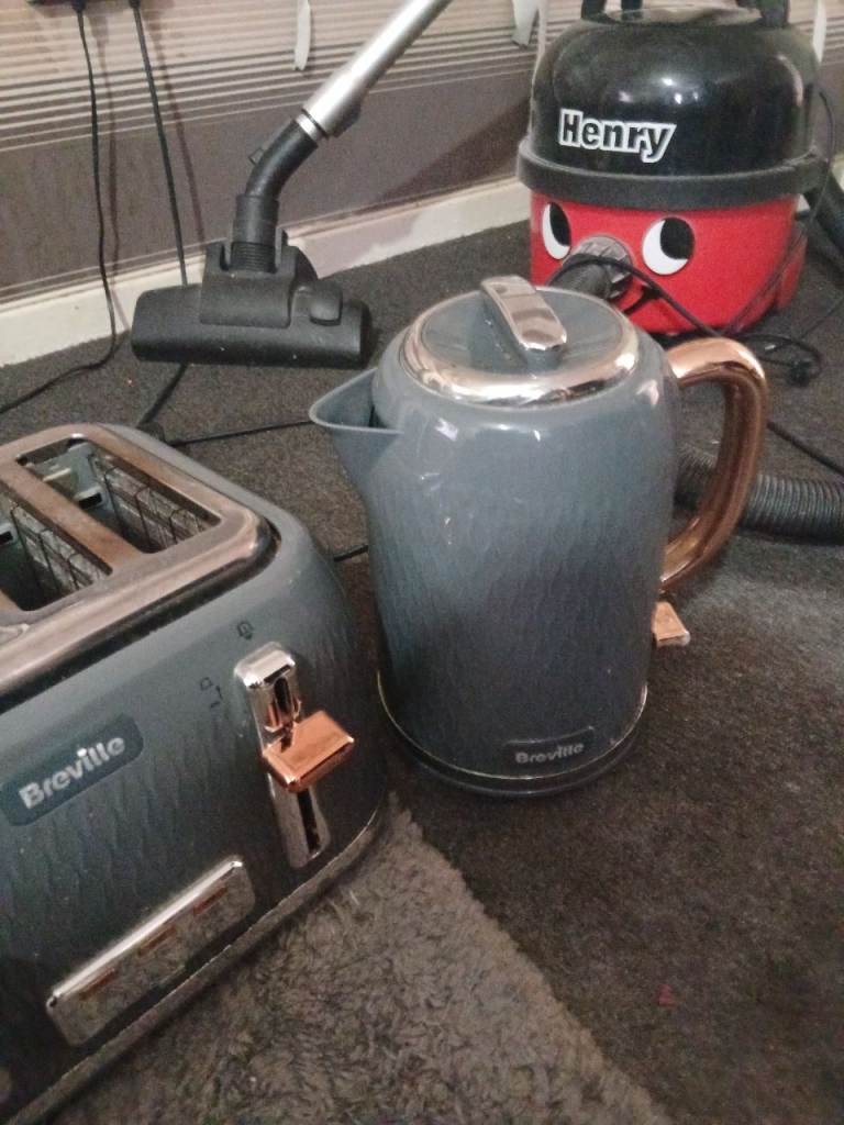 Kettle and toaster