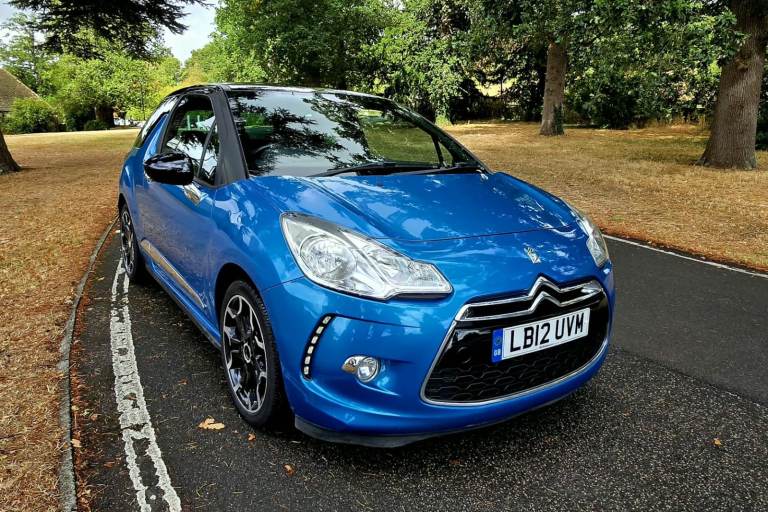 Citroen, DS3, Hatchback, 2012, Manual, 1560 (cc), 3 doors