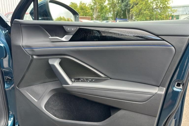  Volkswagen Tiguan 2.0 Tdi R Line Suv 5dr Diesel Dsg Euro 6 s/s 150 Ps Diesel