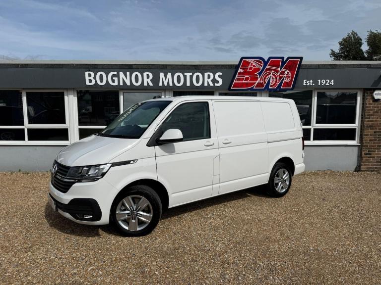 2024 Volkswagen Transporter 2.0 BiTDI T32 Highline Panel Van 5dr Diesel DSG FWD SWB Euro 6 (s/s) ...