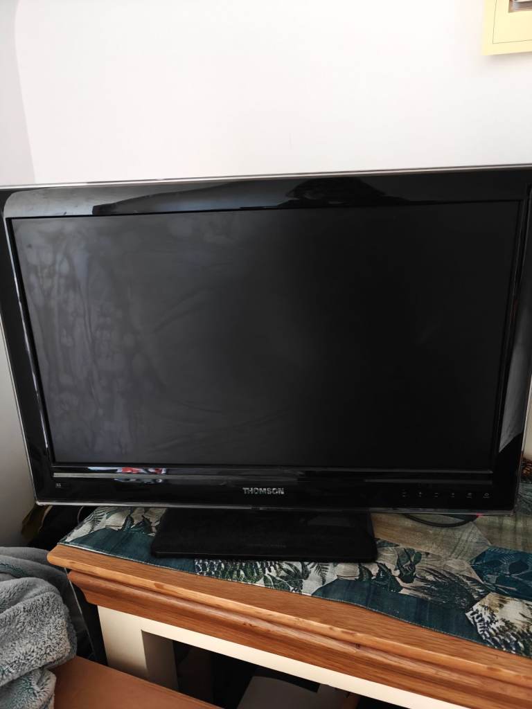 Thomson TV 60cmx40cm - Collection from Hitchin 