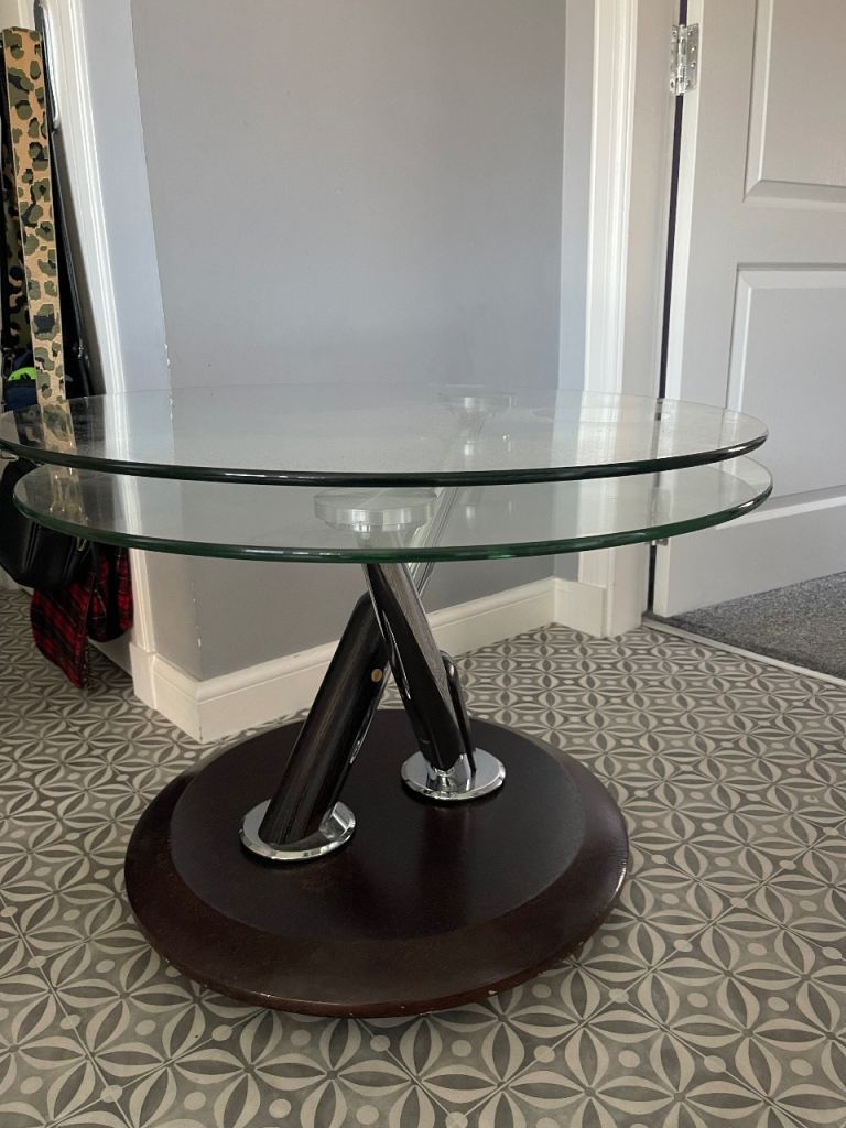 Glass living room table 