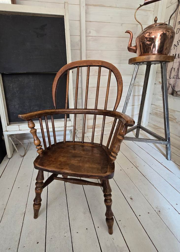 A Rare Antique Childs Chair Ash & Elm Comb Back Windsor Arm Chair 1840-1860 