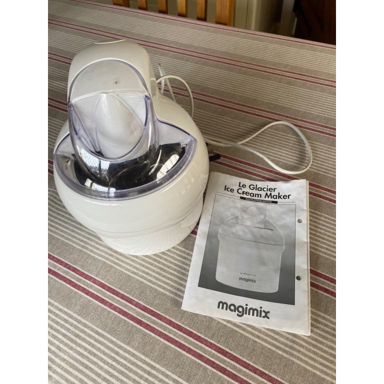 Le Glacier Ice Cream Maker