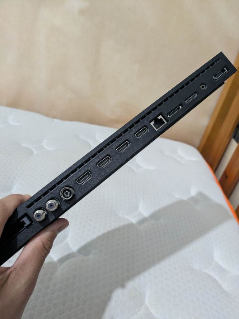 Samsung Slim Connect Box – Good Condition