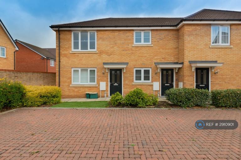 1 bedroom flat in James Mayger Chase, Colchester, CO4 (1 bed) (#2910901)