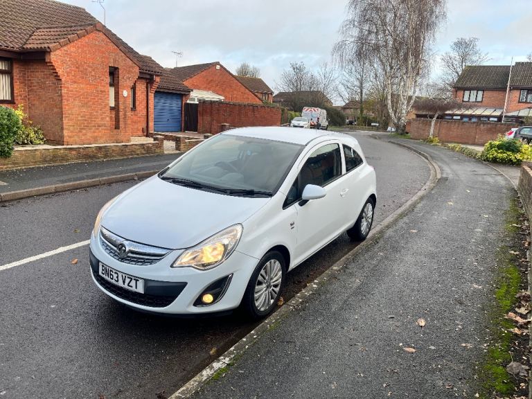 VAUXHALL CORSA 2013 NEW MOT 1.2 PETROL PORTSMOUTH 