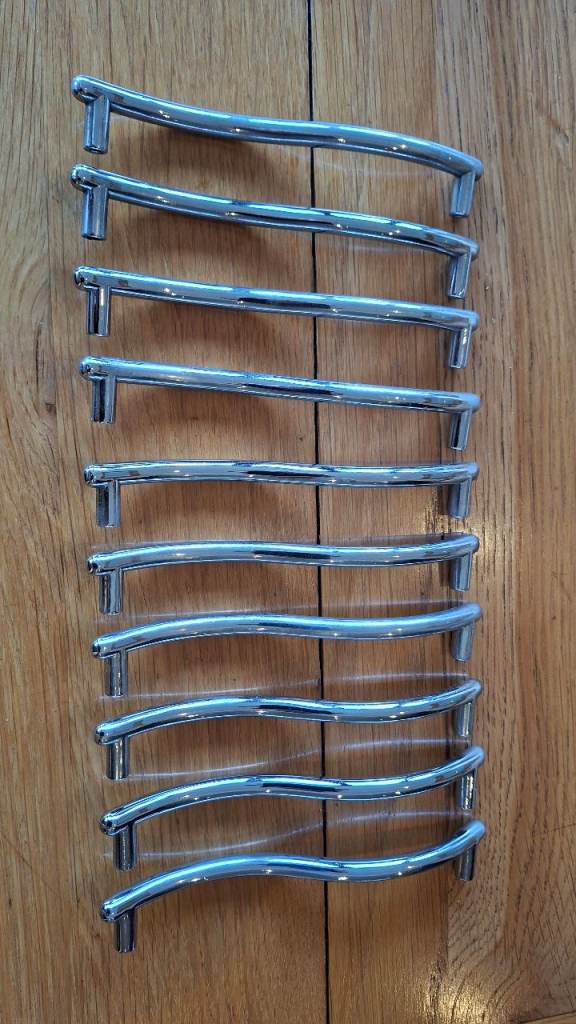 Chrome Affect Wardrobe/ Kitchen cupboard and drawer door handles 
