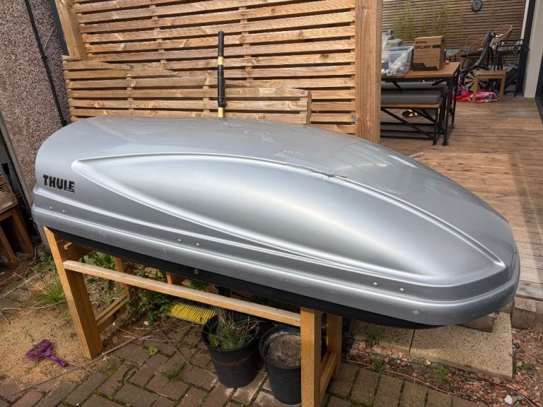 Thule Atlantis 200 roof box