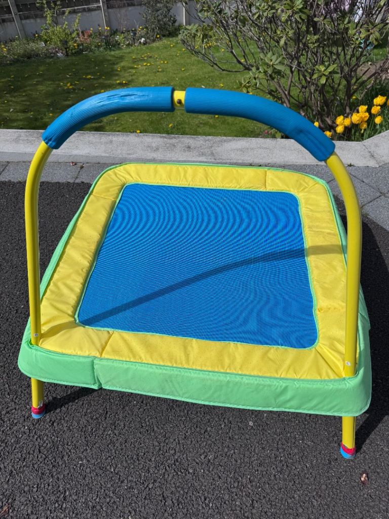 Kids trampoline