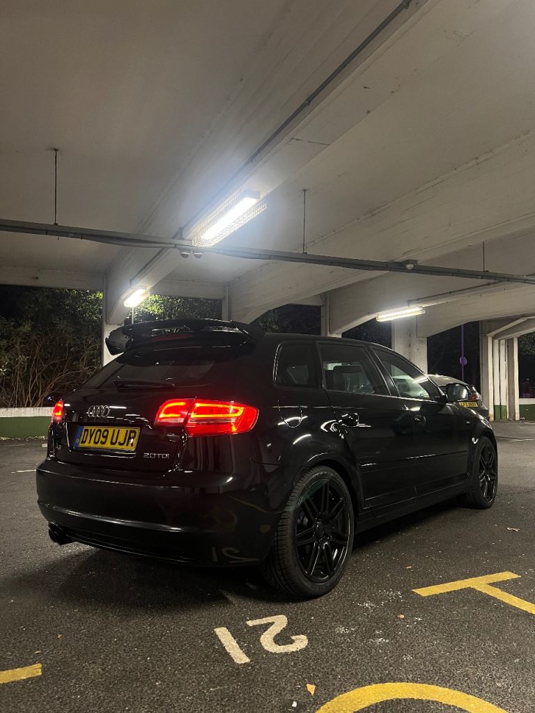 Audi, A3, Hatchback, 2009, Semi-Auto, 1968 (cc), 5 doors