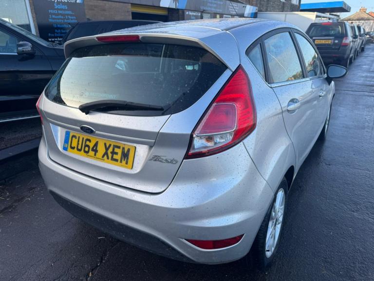 FORD FIESTA 1.3 Zetec Silver Manual Petrol 2014