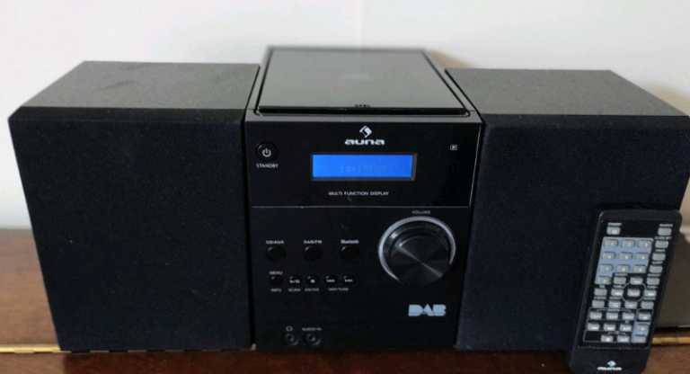 Auna CD and DAB radio system