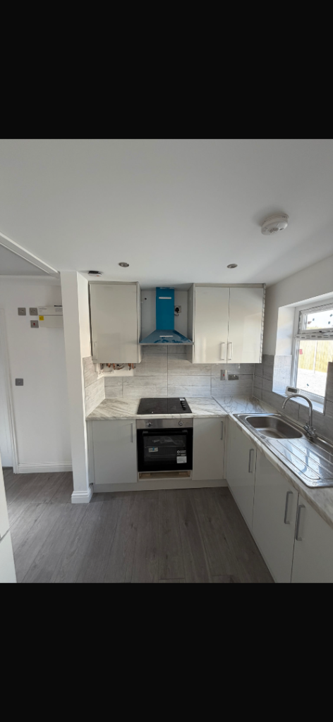 2 bed bungalow all bills included 