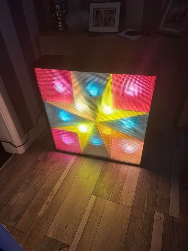 Retro disco light screen 