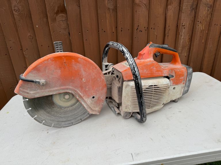Stihl 300mm Cut Off Saw TS400