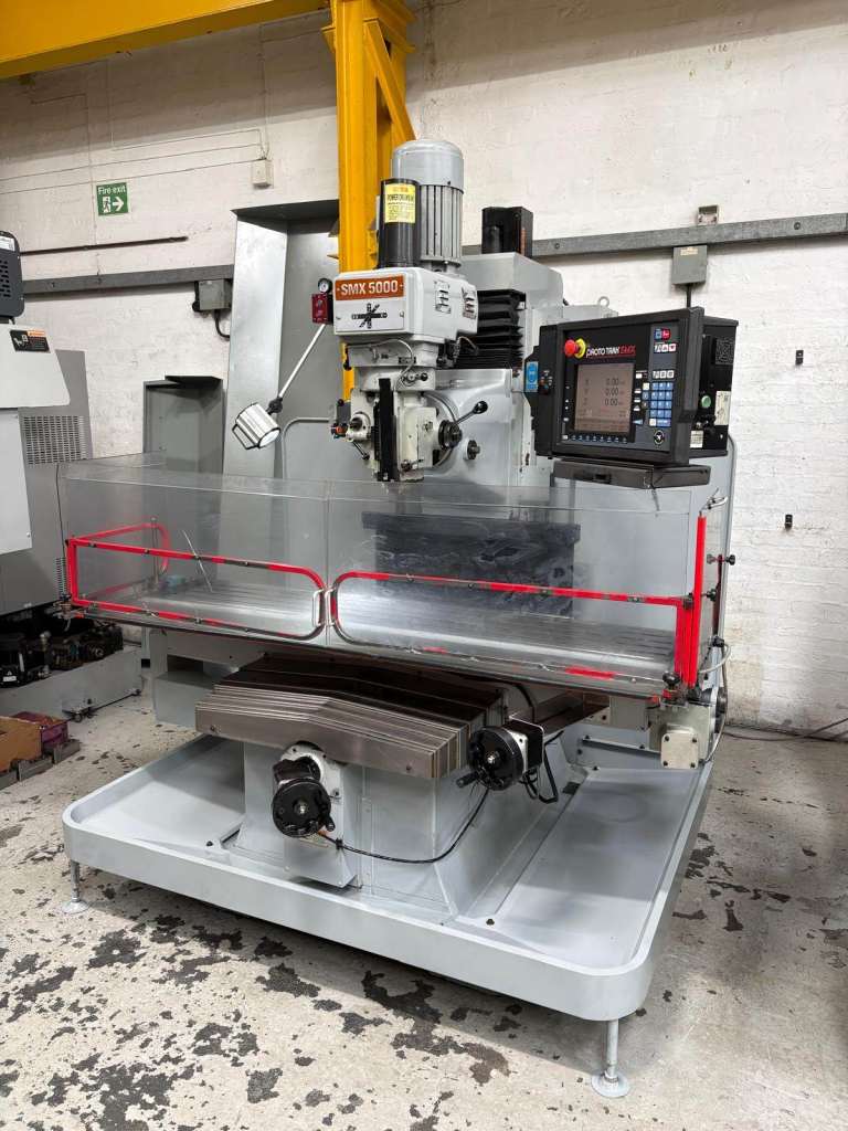 XYZ SMX 5000 VERTICAL BED TYPE CNC MILLING MACHINE