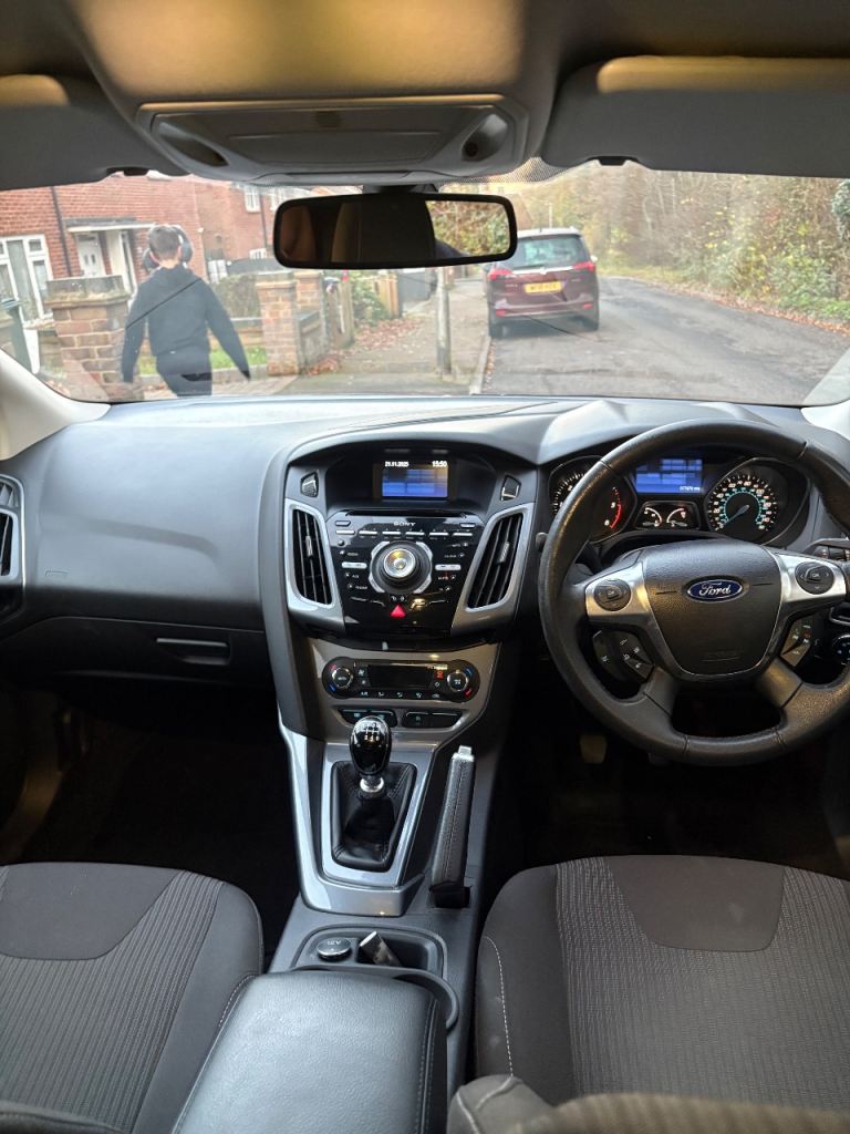 Ford, FOCUS, Hatchback, 2012, Manual, 1560 (cc), 5 doors