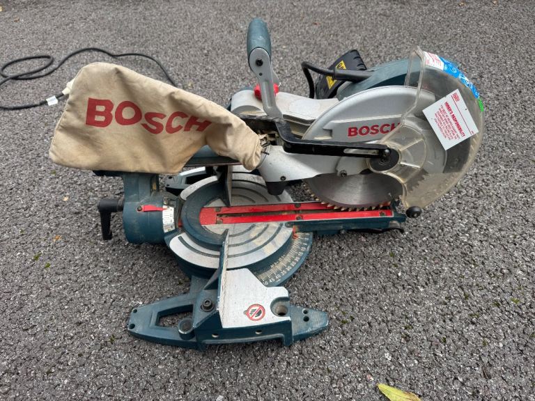 Bosch GCM 8 S 110V Professional Sliding Mitre Saw - Blue in a very good condition