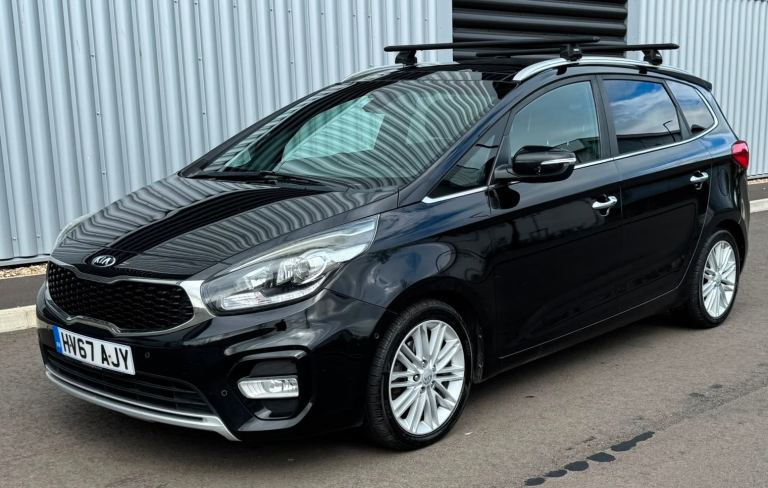 2017 Kia Carens 4 - 1.7 CRDi  Auto – 7 SEATS - FSH -
