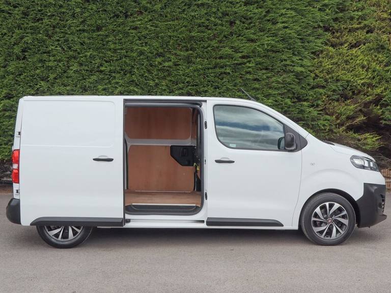 2022 Fiat Scudo Tecnico 120BHP L1 SWB PANEL VAN, Sat Nav, Rev Cam, Air Con, Cruise, Rev Par Mediu...