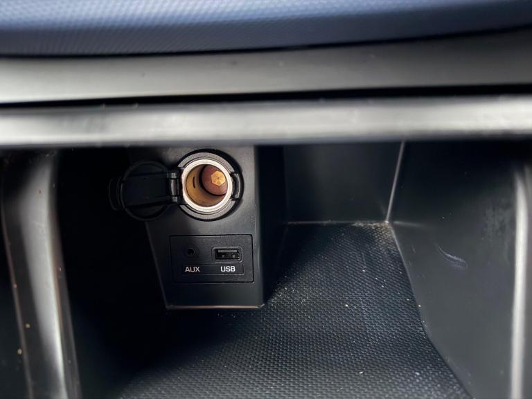 2014 Hyundai i10 1.0 Premium Euro 5 5dr HATCHBACK Petrol Manual